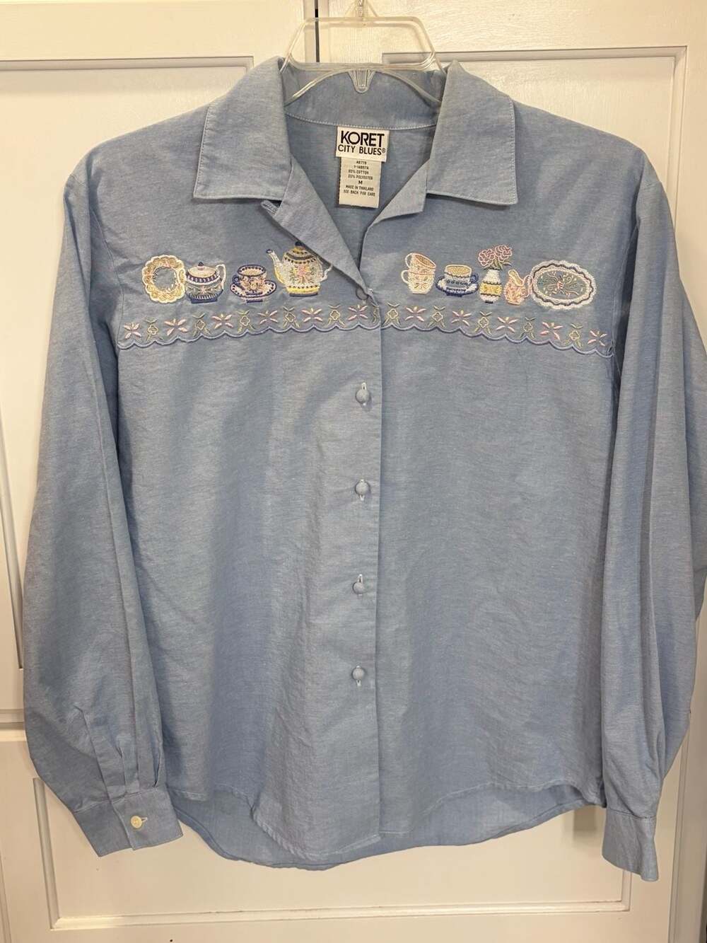 Koret City Blues Vintage Light Blue Button-Up Blouse with Tea Party Embroidery M